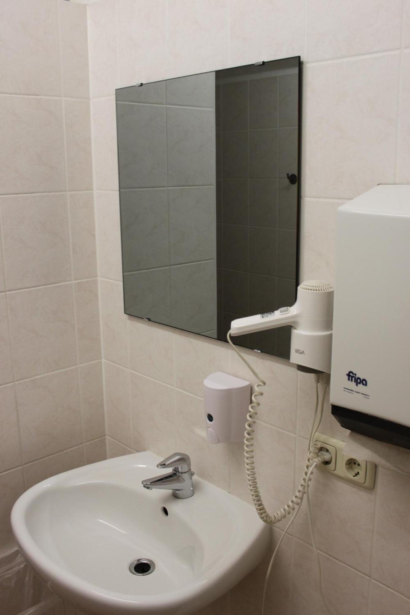 Guest house Hotel-pension Adamshof Berlin