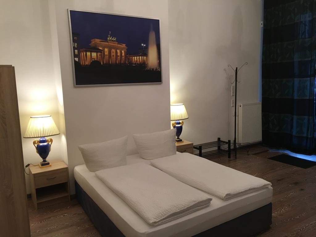Hotel-pension Adamshof Gasthuis 2*