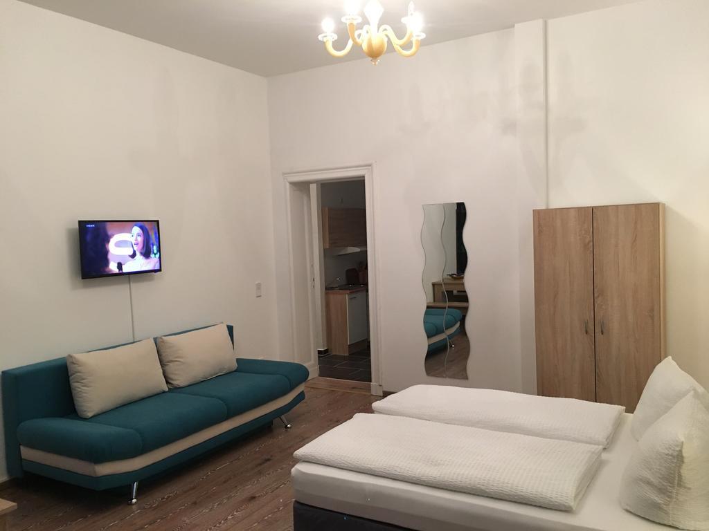 Hotel-pension Adamshof Guest house Berlin